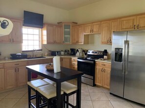 Kochgeschirr/Geschirr/Besteck