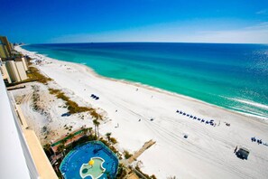 Condo (Boardwalk Beach Resort Unit 905 (1/2)) | Beach | On the beach - Boardwalk Beach Resort Unit 905 (Panama City Beach)