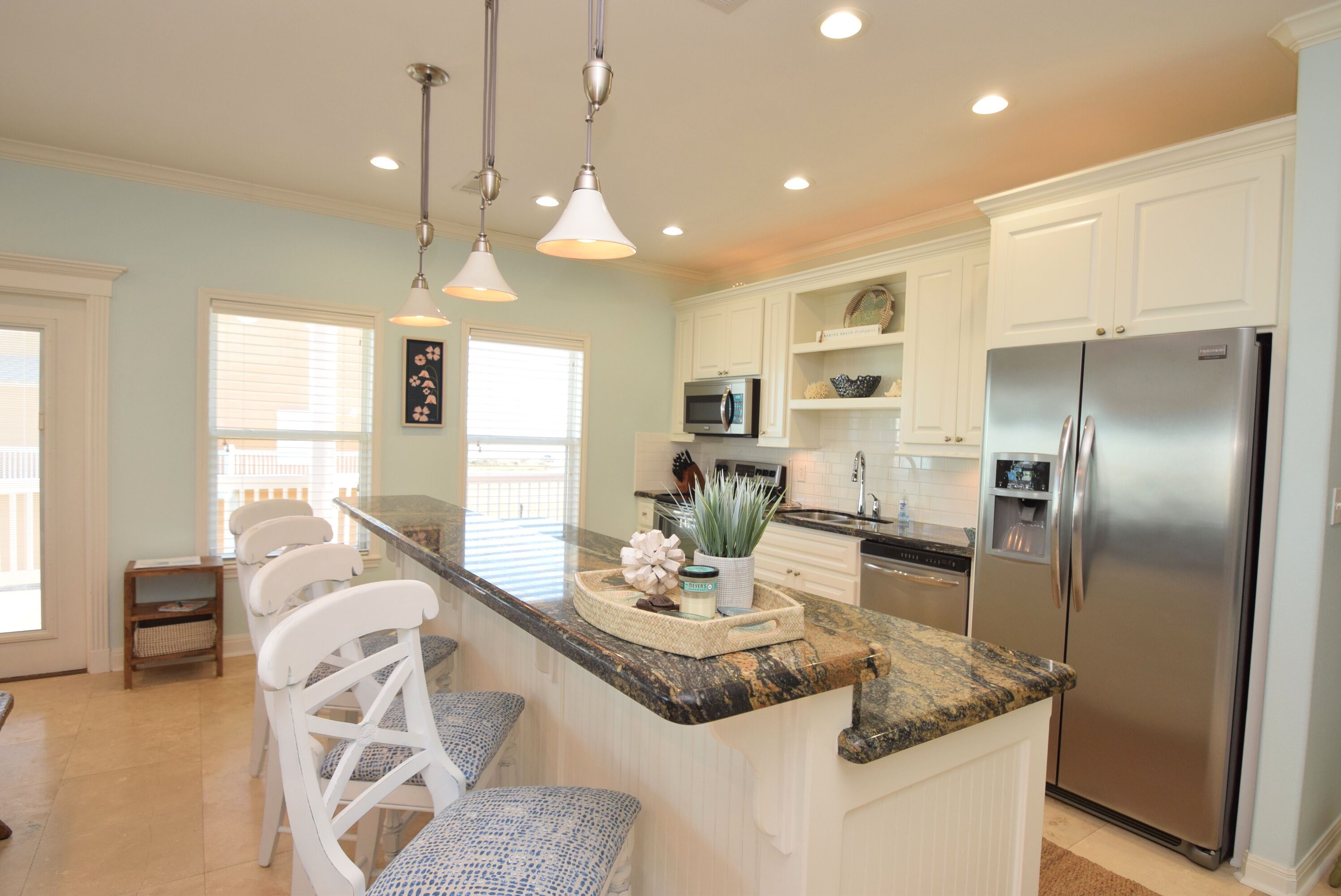 Sandy Bottoms~4 bedroom 2 bathroom~ steps away from the beach with great views!