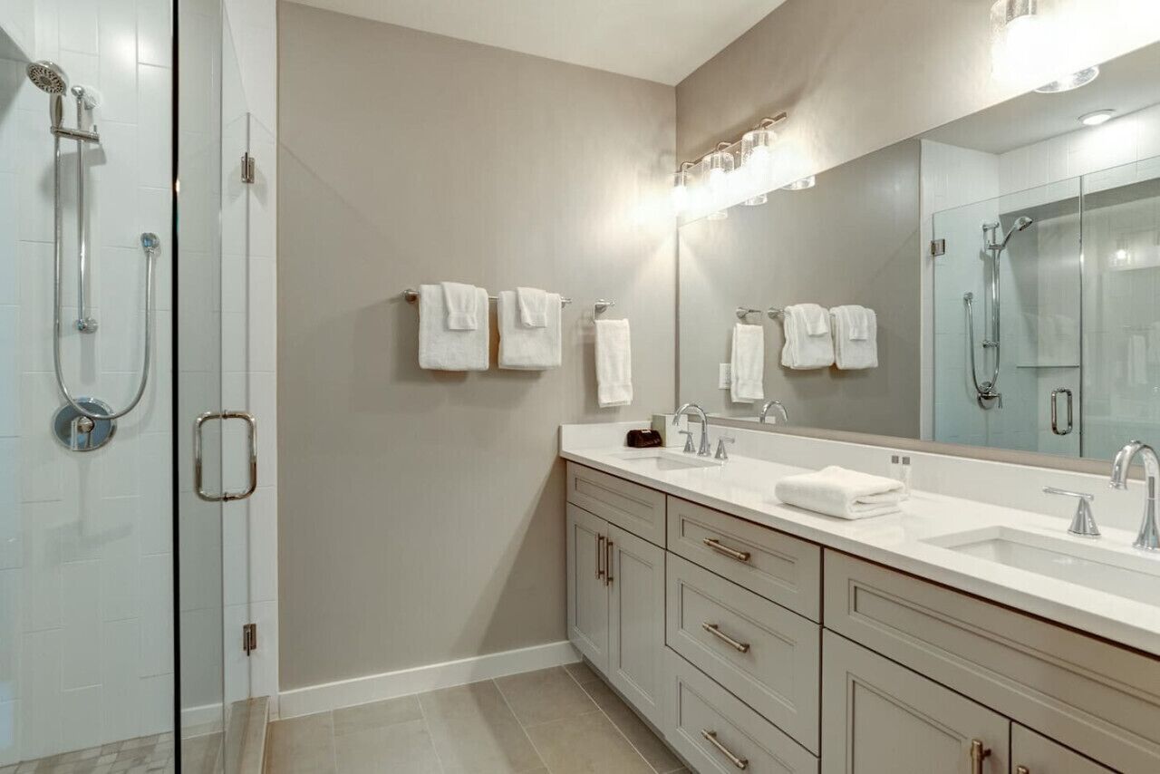 Hair dryer, towels