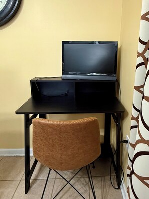 Interior - Spacious, 3BR Mins from LSU Stadium (Baton Rouge)
