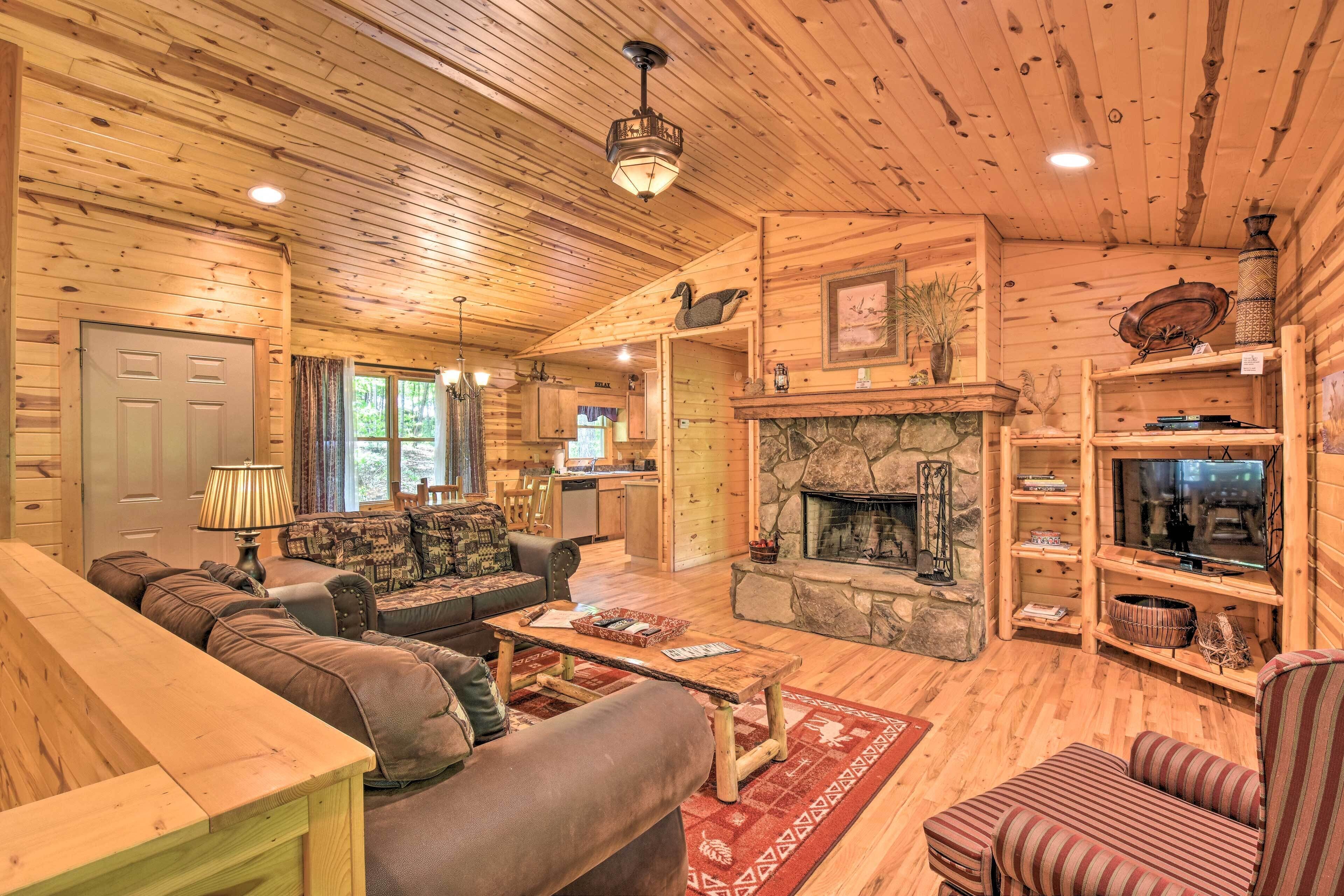 Sautee Mountain Retreat ‘The Highline’ Cabin!