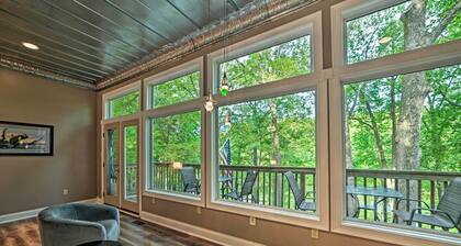 Lake Barkley Home: Private Dock, Kayaks, Fire Pit!