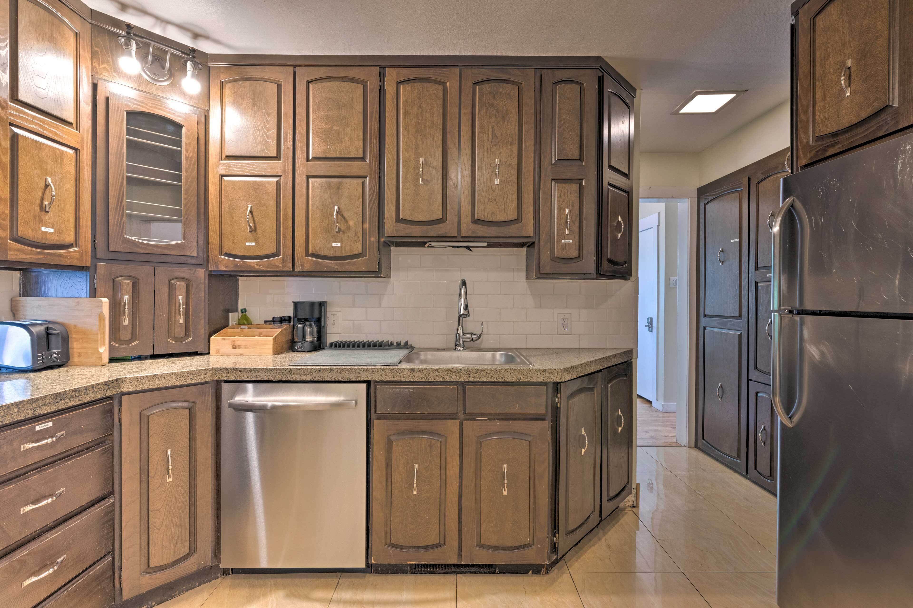 Cozy Salt Lake City Home: Hike, Ski & Explore!