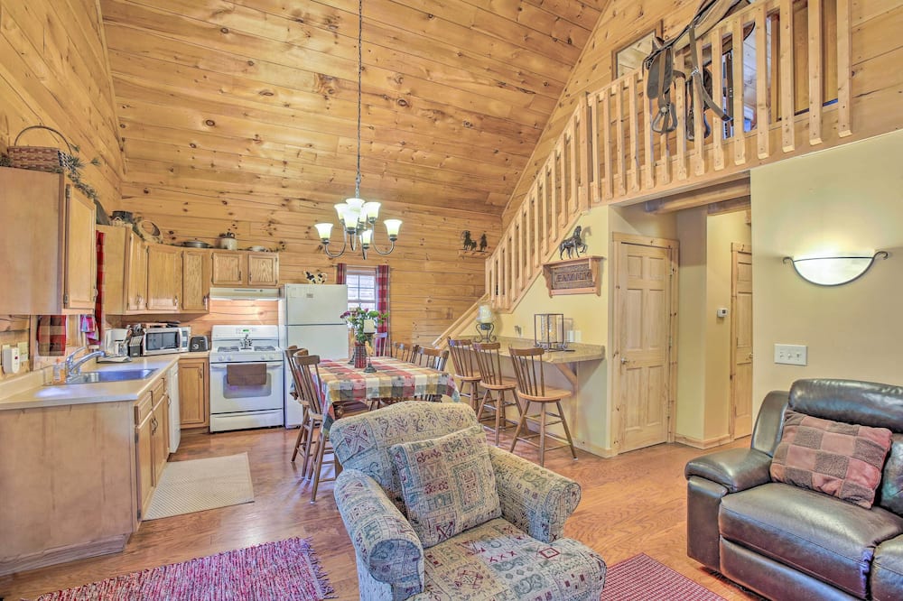 Muskegon Airbnb & Cheap Cabin Rentals from 52 AirCabins