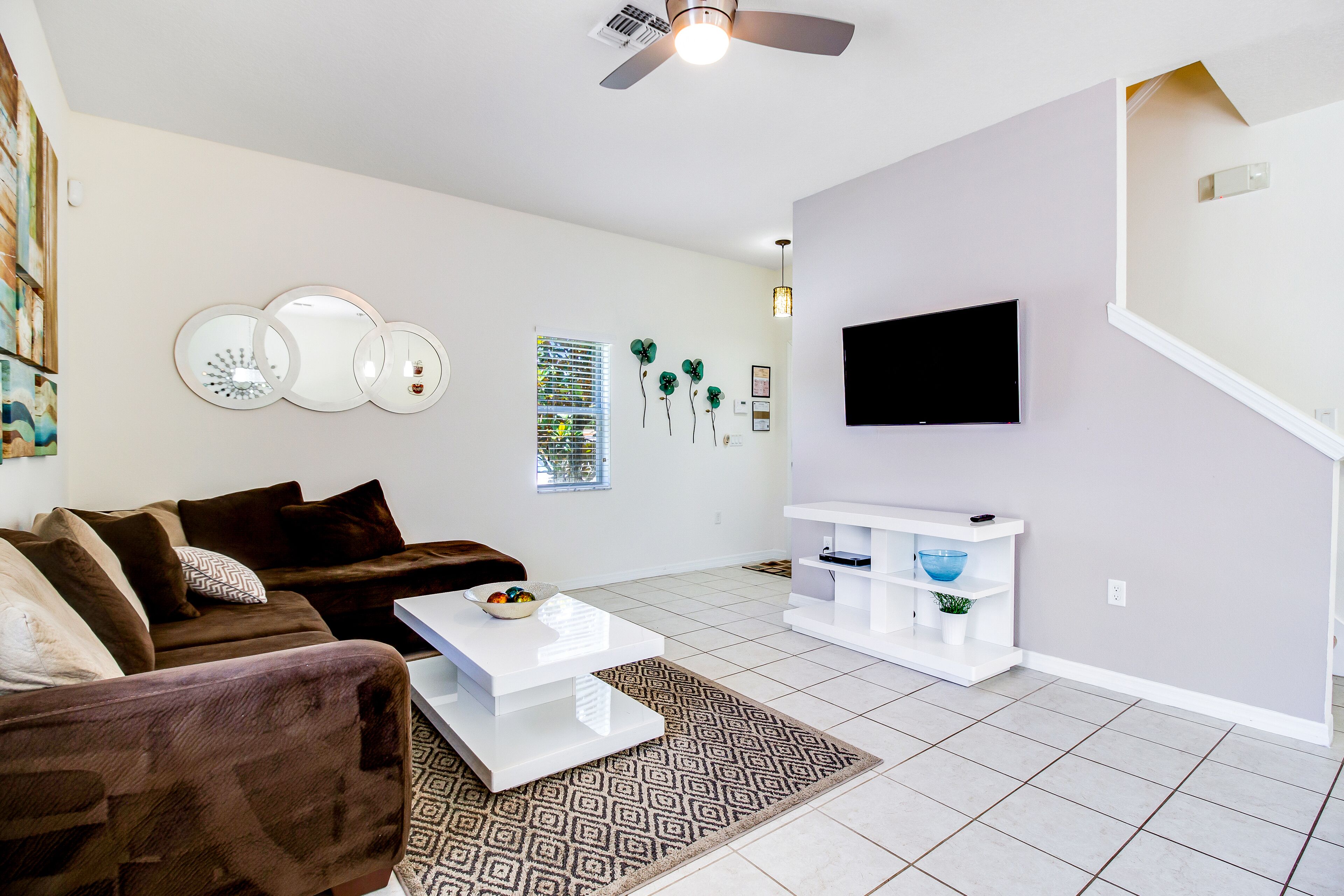 Family-Friendly Townhome near Disney w/Free WiFi, Private Pool, and Central A/C