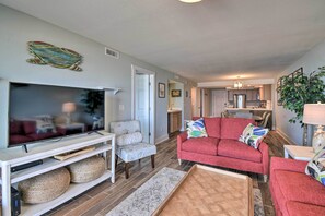 TV, books - Beachfront Nags Head Condo w/ Private Balcony! (Nags Head)