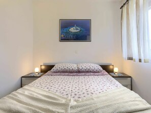 2 bedrooms, free WiFi