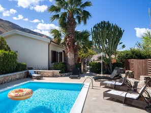 Pool - Beautiful private villa for 7 people with WIFI, private pool, A/C, TV and patio (Castellammare Del Golfo)