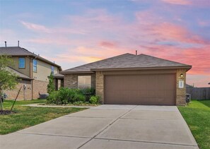 Exterior - COZY SINGLE FAMILY HOME (Richmond)