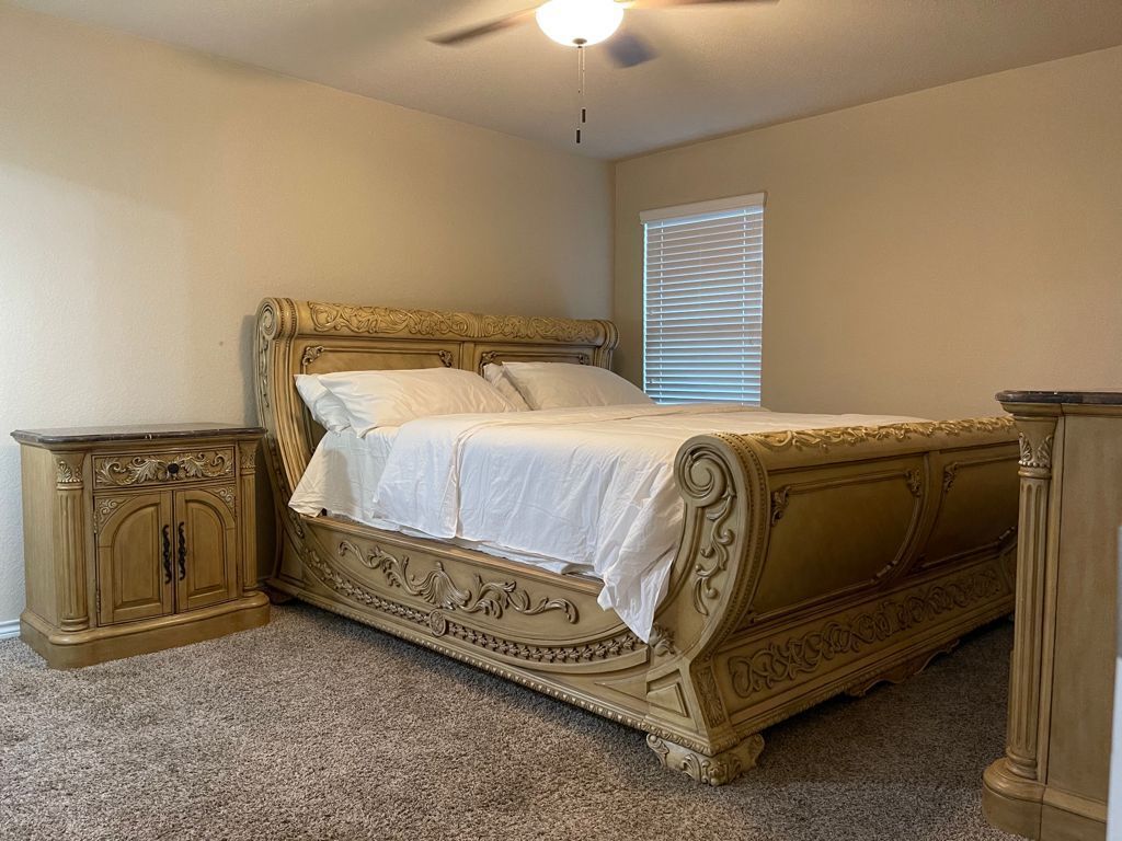 COZY SINGLE FAMILY HOME