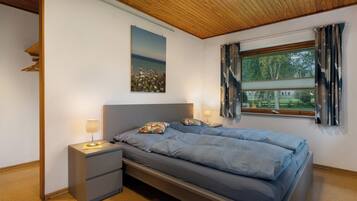 2 chambres, fer et planche Ă repasser, Wi-Fi gratuit, draps fournis