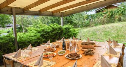 Chalet 'Agriturismo Casa Al Campo' with Mountain View, Private Pool and Wi-Fi