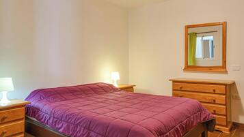 2 間睡房、熨斗/熨衫板、免費 Wi-Fi、床單