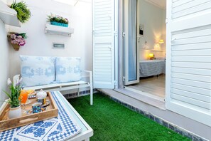 4 室のベッドルーム、アイロン / アイロン台、WiFi (無料)、ベッドシーツ