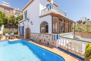 Pool - Apartment with Private Pool, Air Conditioning, Wi-Fi, Garden, Terrace & Balcony (Nerja)