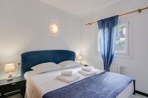 2 chambres, fer et planche à repasser, Wi-Fi gratuit, draps fournis