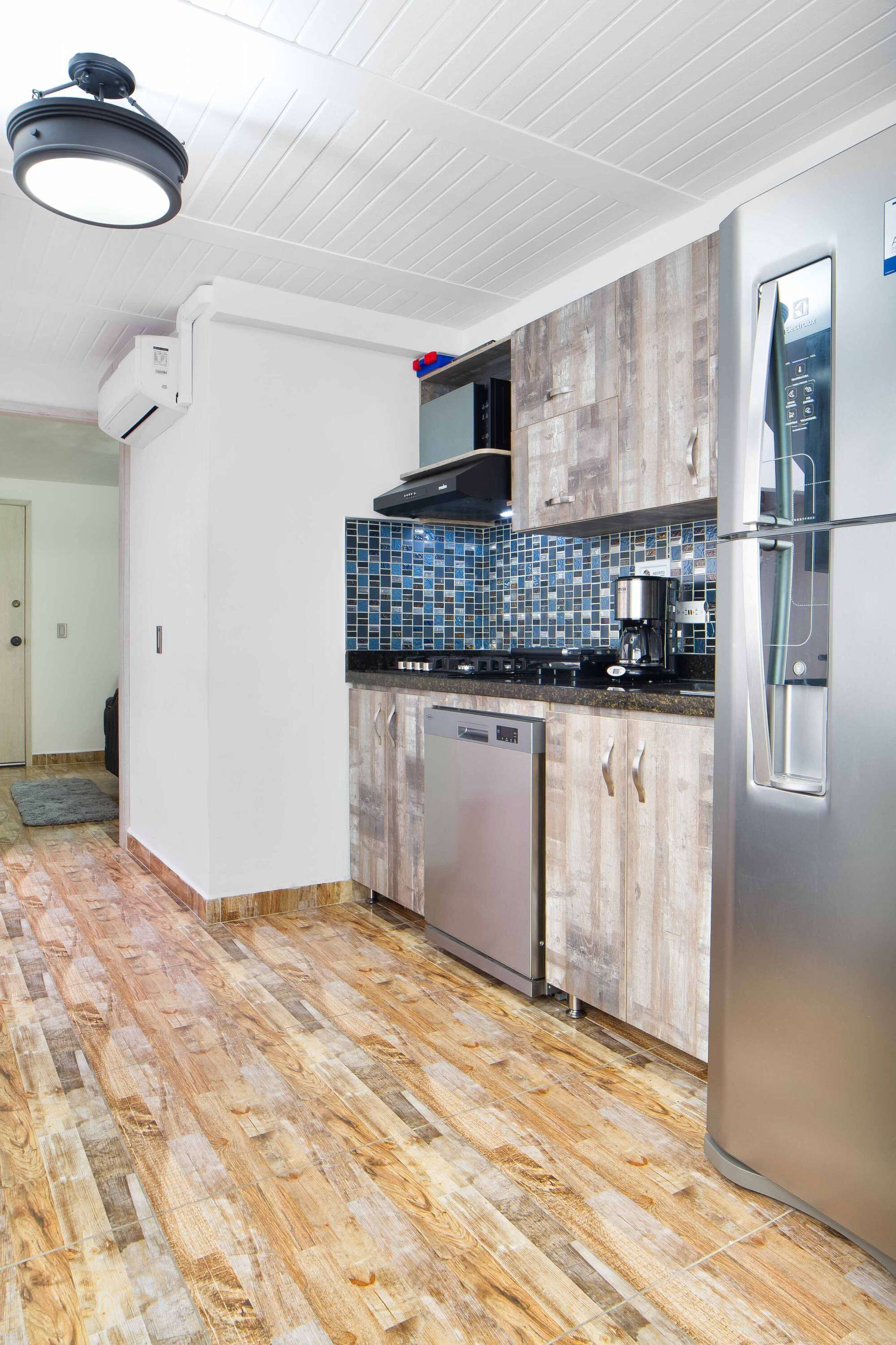 3 Bedroom PH Hot Tub Sliding Roof AC