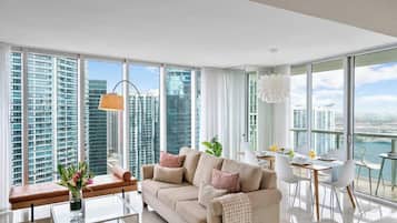 Een televisie, Netflix, Hulu en streamingdiensten