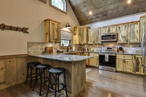 Refrigerador, horno, parrilla de estufa y lavavajillas 