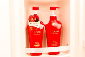 Basic-Apartment, 1 Schlafzimmer (303) | Badezimmer | Dusche, Haartrockner, Hausschuhe, Bidet