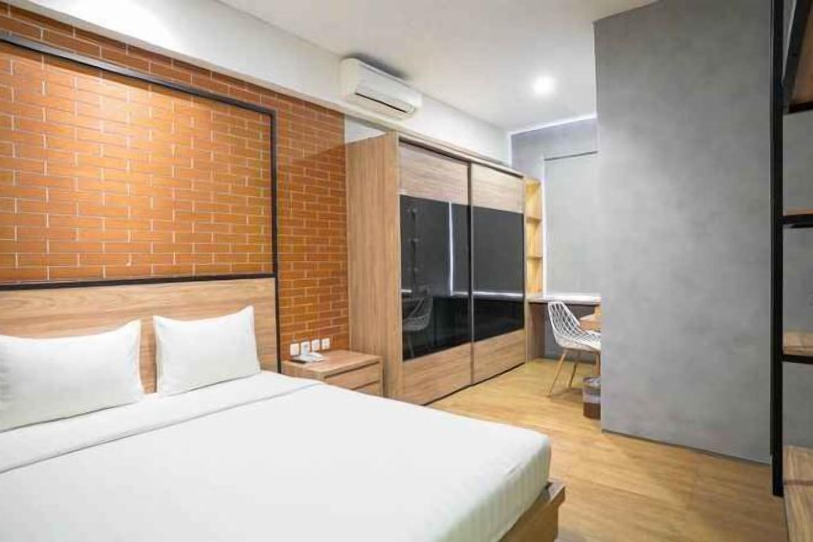 Schreibtisch, kostenloses WLAN, Bettwäsche