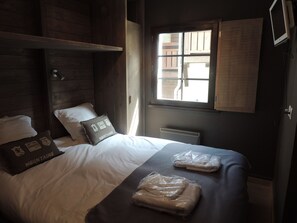 2 bedrooms, free WiFi