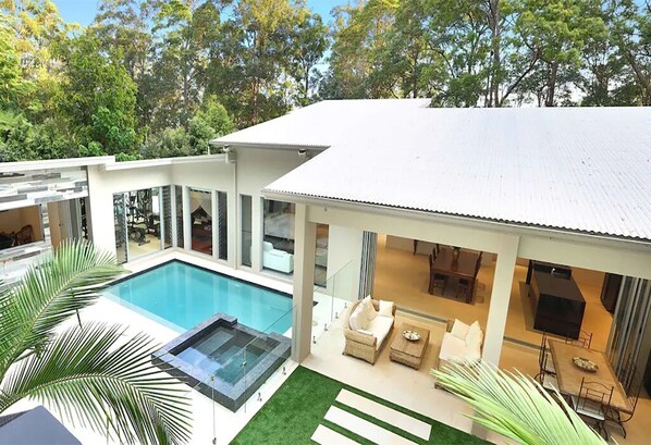 Outdoor pool, a heated pool