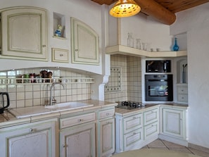 Refrigerador, microondas y lavavajillas 