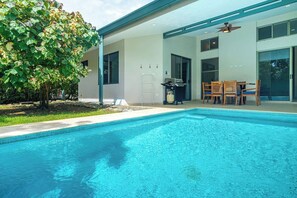 Imagen sin descripción, 4 de 36, botón