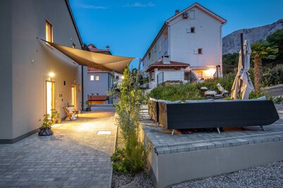 Tarari Luxury Apartment Duplex Top 01 + Top 02