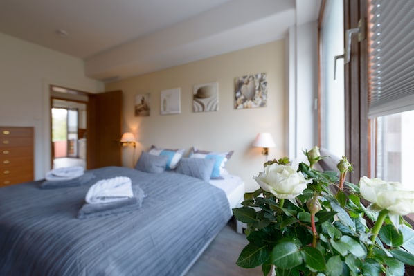 2 bedrooms, iron/ironing board, travel crib, free WiFi - Erlebnisreiche Tage in der Seestadt Bremerhaven (Bremerhaven)