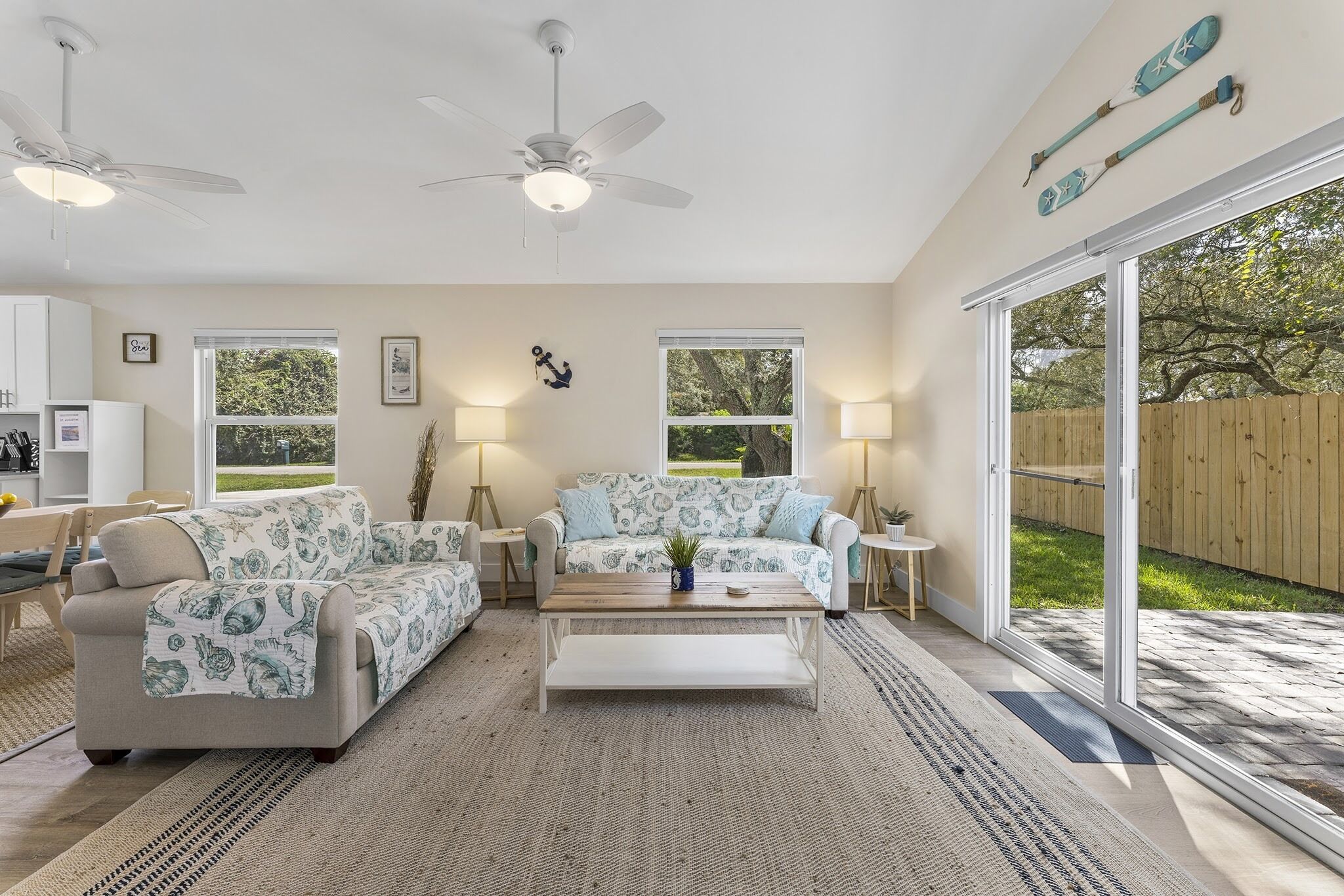 Relaxing getaway close to everything!!