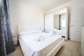 2 quartos, Wi-Fi de cortesia, roupa de cama
