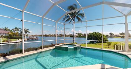 Luxury Rental Walkable To Beach With Wide Water Views I Pet Friendly