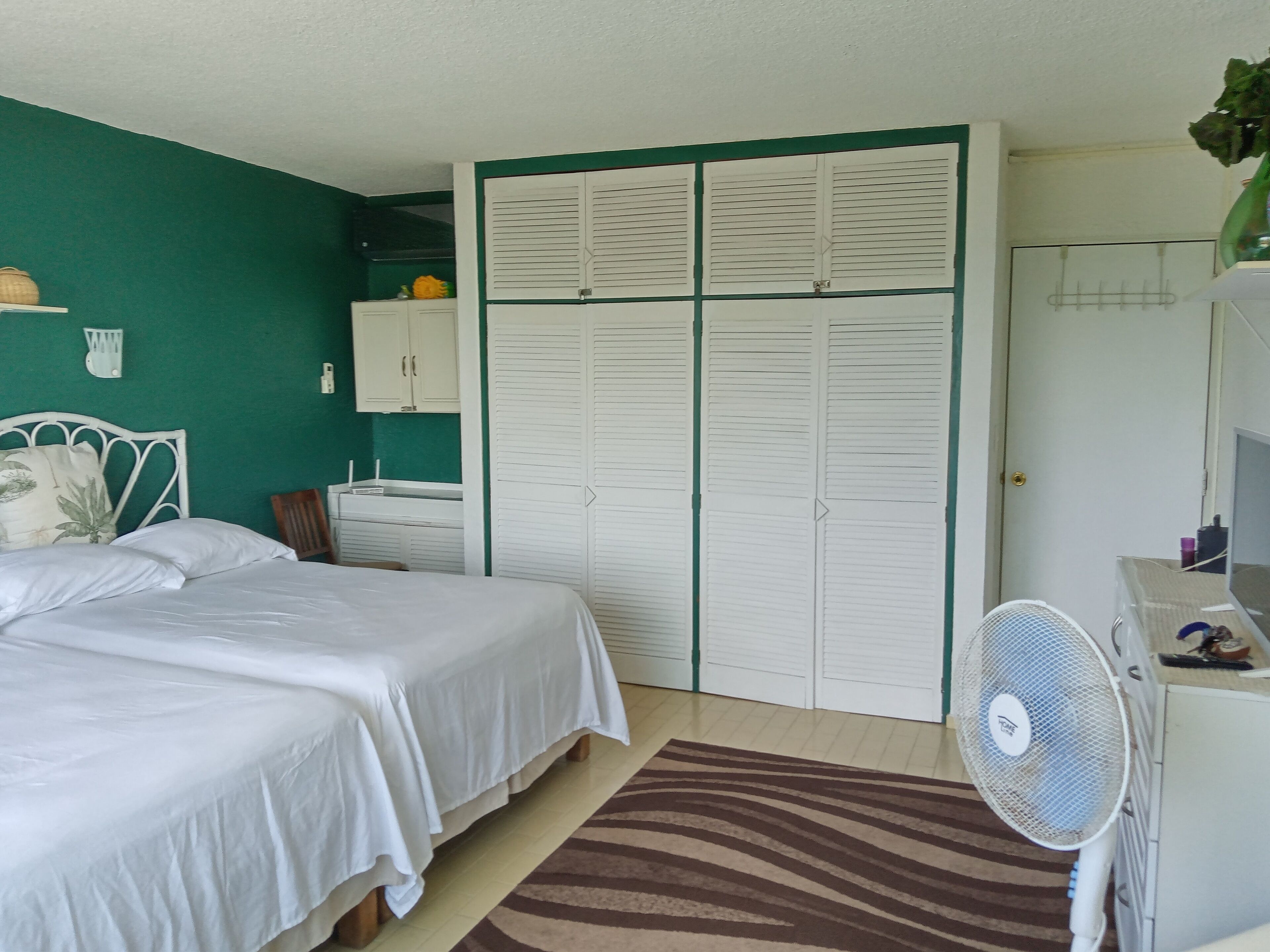 24/7 Sequirity Condo in Cancun Beachh