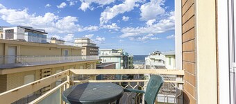 Vacation Apartment by the Sea