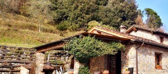ELEGANT STONE VILLA IN THE TUSCAN HILLS WITH PRIVATE POOL.