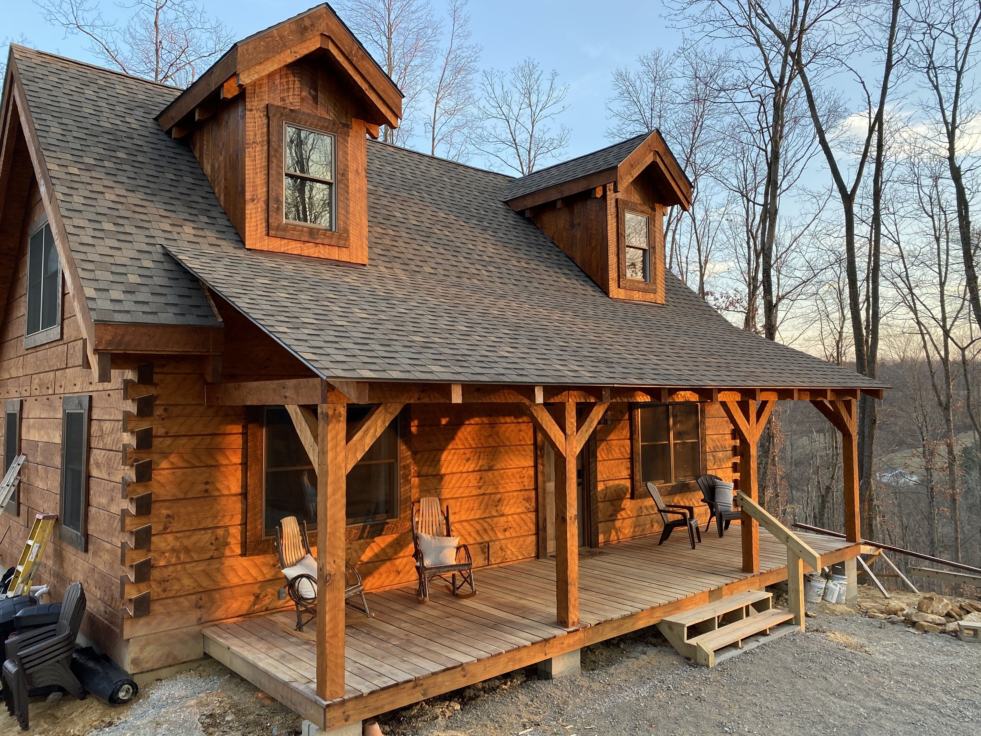 Tupelo - Hand hewn private log cabin with views