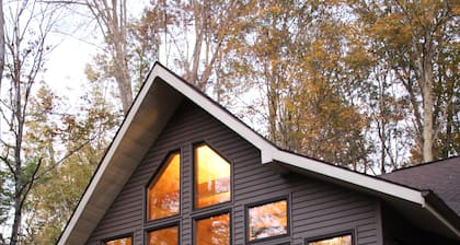 Pocono Family Getaway - Relax in Wooded Arrowhead Lakeside Community!