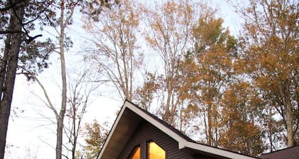 Pocono Family Getaway - Beautiful Home in Arrowhead Lakeside Community!