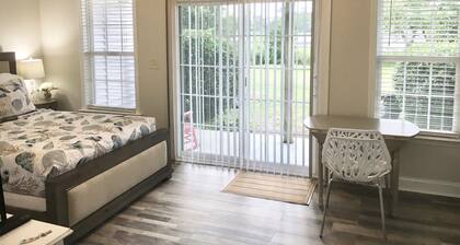 Calico Escape_Water View Studio in Morehead City