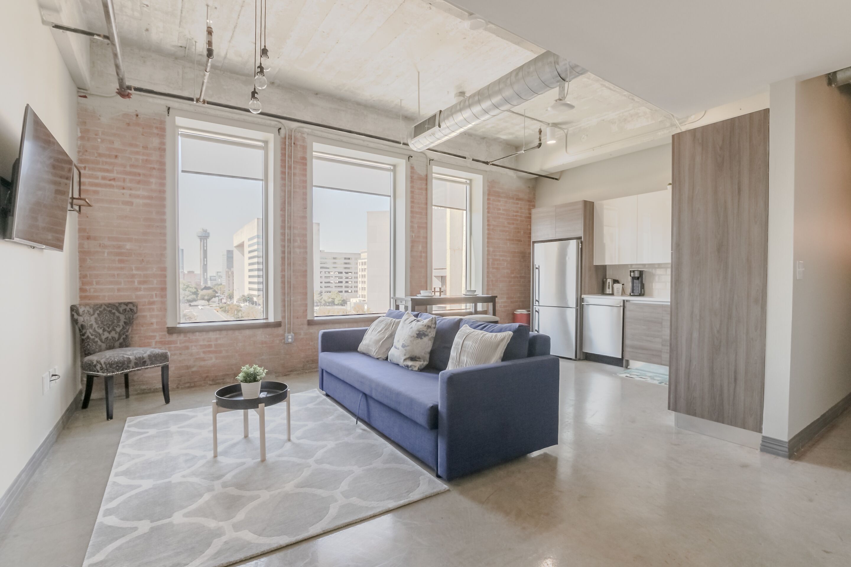 Amyfinehouse Dallas Loft with Best Views of Downtown+Free Valet+Pool❤️️