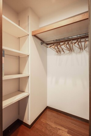 Interior - Shinjuku Highrise 1min to Station! Walk-in Closet (東京)