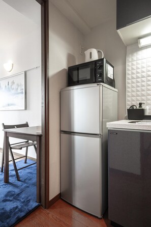 Private kitchen - Shinjuku Highrise 1min to Station! Walk-in Closet (東京)