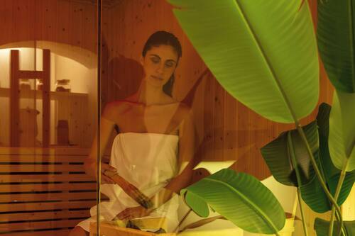 Sauna, vasca idromassaggio, massaggi