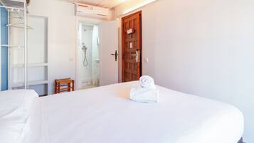 Habitació doble urbana | Wifi gratuïta i roba de llit