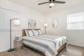 3 bedrooms, iron/ironing board, free WiFi, bed sheets