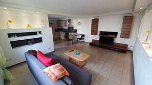 TV - Moderne, Top Ausgestattete, Ruhige, Barrierefreie Ferienwohnung (Nonnweiler)