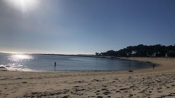 Una playa cerca